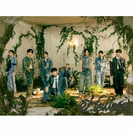 (PRE-ORDER) STRAY KIDS - HOLLOW (Velg Type)